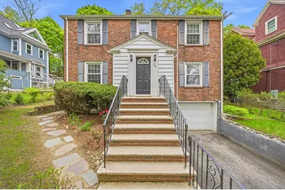 33 Harvard St #2, Arlington, MA 02476 - Photo 2