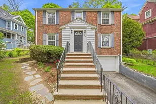 33 Harvard St, Arlington, MA 02476 - Photo 2
