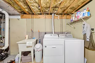 8 Sparrow Ln, Peabody, MA 01960 - Photo 34