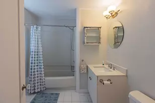 13 Elm St, Marblehead, MA 01945 - Photo 10
