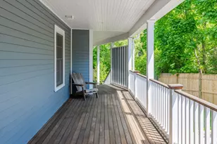 27 Maverick St, Marblehead, MA 01945 - Photo 30