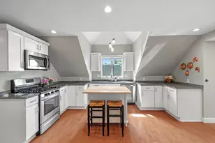 8 Putnam St, Danvers, MA 01923 - Photo 8