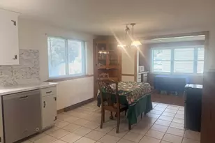 23 Batchelder Ave, Peabody, MA 01960 - Photo 16
