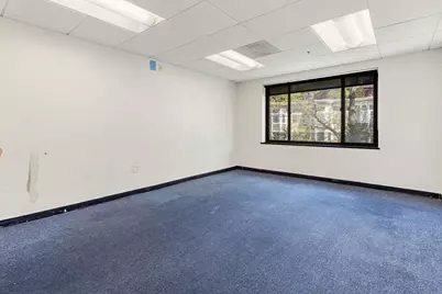 120 Fisher Ave., Boston, MA 02120 - Photo 12