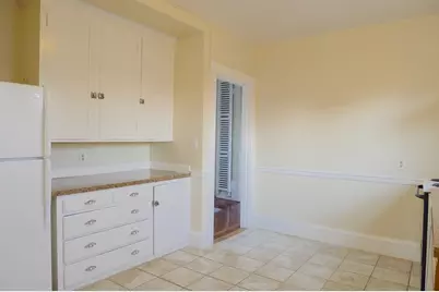 77 Hartford St #2, Newton, MA 02461 - Photo 10