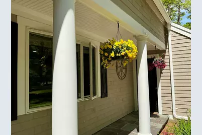 26 The Morgan Cir, Mashpee, MA 02649 - Photo 2