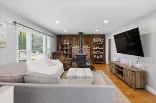 8 Deer St, Somerset, MA 02726 - Photo 6