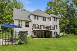8 Iroquois Ln, Wilbraham, MA 01095 - Photo 32