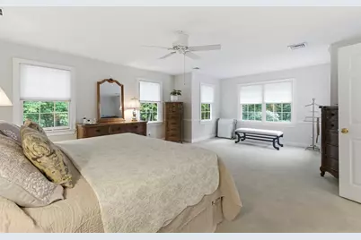 8 Iroquois Ln, Wilbraham, MA 01095 - Photo 18