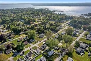 91 Sycamore St, Swansea, MA 02777 - Photo 6