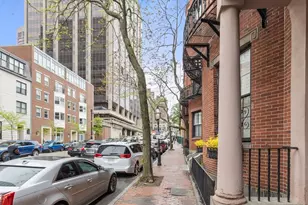 27 Bowdoin St, Boston, MA 02114 - Photo 20