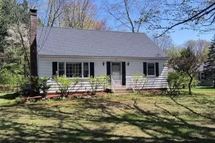 35 Pine St, Westfield, MA 01085 - Photo 2