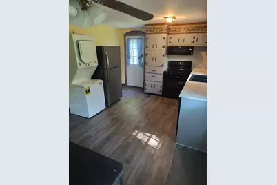 35 Pine St, Westfield, MA 01085 - Photo 4