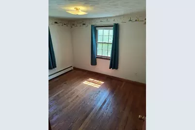35 Pine St, Westfield, MA 01085 - Photo 8