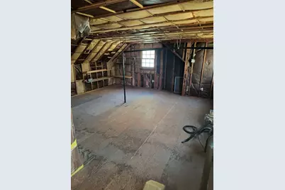 35 Pine St, Westfield, MA 01085 - Photo 16