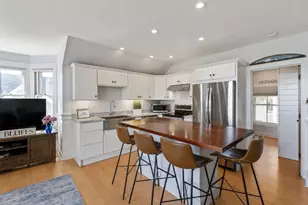 61 Ocean Ave, Oak Bluffs, MA 02557 - Photo 16