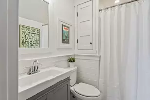 61 Ocean Ave, Oak Bluffs, MA 02557 - Photo 22