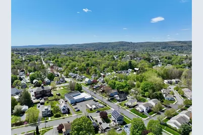 264 Davis St, Greenfield, MA 01301 - Photo 8