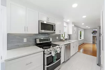 596 Elm St, Marlborough, MA 01752 - Photo 6