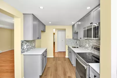11 Greendale Road #2, Boston, MA 02126 - Photo 6