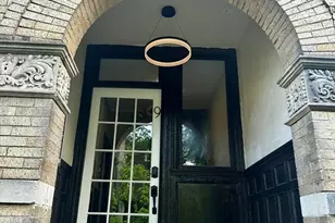 9 Chilcott Pl, Boston, MA 02130 - Photo 1