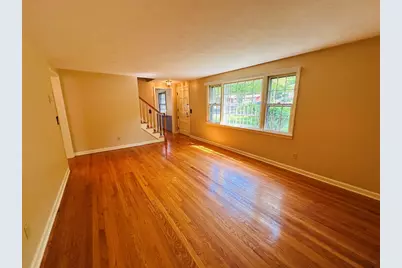1193 Amostown Rd, West Springfield, MA 01089 - Photo 16