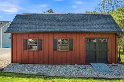 44 Pleasant Street, Hopkinton, MA 01748 - Photo 38