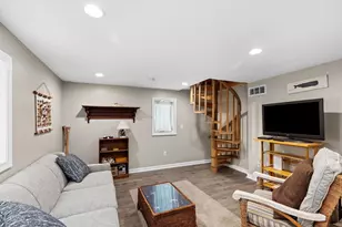 9 Shore Garden Rd, Hull, MA 02045 - Photo 26