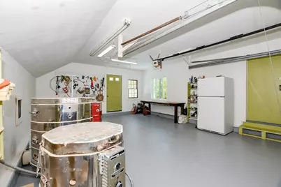 595 New Bedford Road, Rochester, MA 02770 - Photo 32