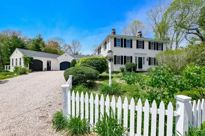 595 New Bedford Road, Rochester, MA 02770 - Photo 1