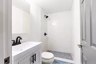178 L St, Boston, MA 02127 - Photo 10