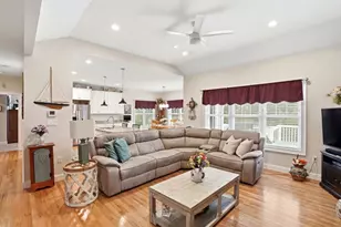 11 Summersweet Cir, Plymouth, MA 02360 - Photo 8