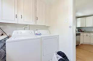 26 McCarthy St, Franklin, MA 02038 - Photo 8