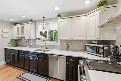 114 Maplewood Ter, Springfield, MA 01108 - Photo 10