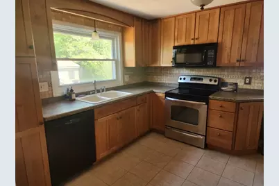 123 Maple St, East Longmeadow, MA 01106 - Photo 12