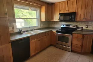 123 Maple St, East Longmeadow, MA 01106 - Photo 12