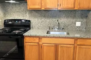 26 Willis St, Framingham, MA 01702 - Photo 2