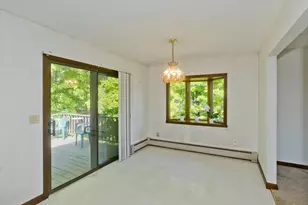 6 Pinewood Dr, Southampton, MA 01073 - Photo 8