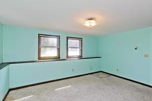 6 Pinewood Dr, Southampton, MA 01073 - Photo 18