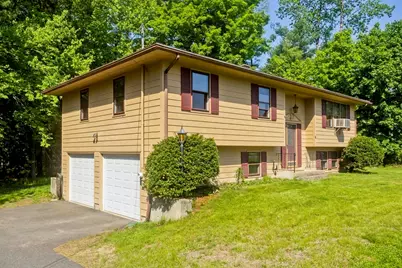 6 Pine Wood Dr, Southampton, MA 01073 - Photo 2