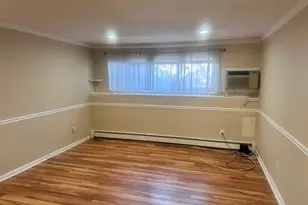 7 Endicott, Norwood, MA 02062 - Photo 4