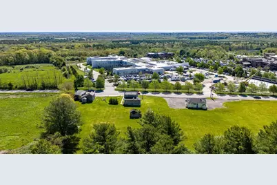 576 Faunce Corner Rd, Dartmouth, MA 02747 - Photo 8