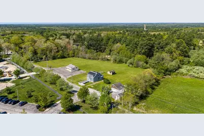 576 Faunce Corner Rd, Dartmouth, MA 02747 - Photo 12