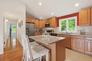 67 Handy St, Attleboro, MA 02703 - Photo 6