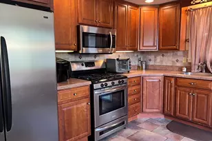 30 Stearns Ave, Brockton, MA 02302 - Photo 6