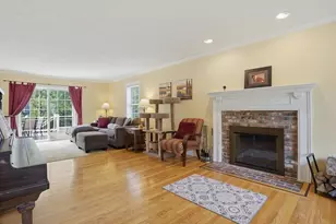 34 Harbor Light Rd, Leominster, MA 01453 - Photo 6