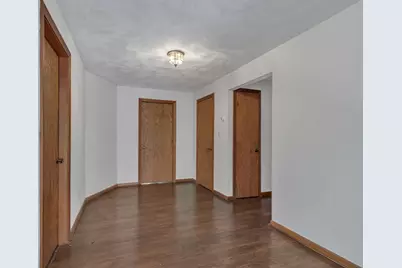 243 Oak St, Holliston, MA 01746 - Photo 10