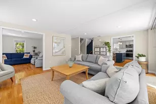 7 Blackhall Ct, Marion, MA 02738 - Photo 10
