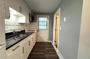 23 Burlington St, Woburn, MA 01801 - Photo 2