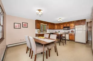 385 N Broadway, Haverhill, MA 01832 - Photo 4